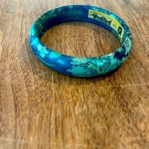 Floral bangle
